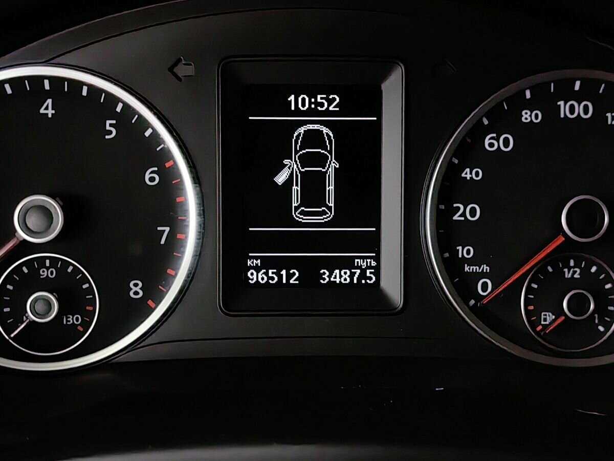 Volkswagen Tiguan, 2016 Фото №15