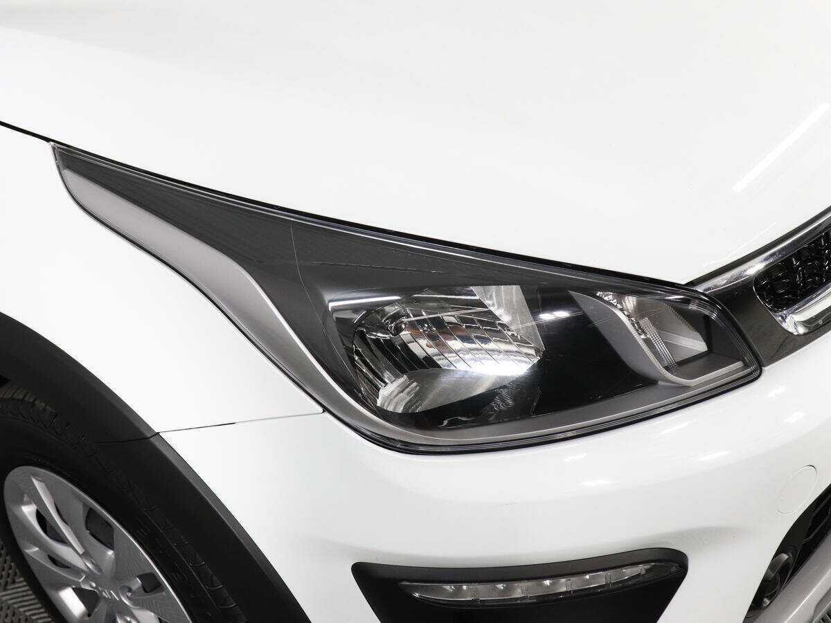 Kia Rio X-Line, 2019 Фото №10