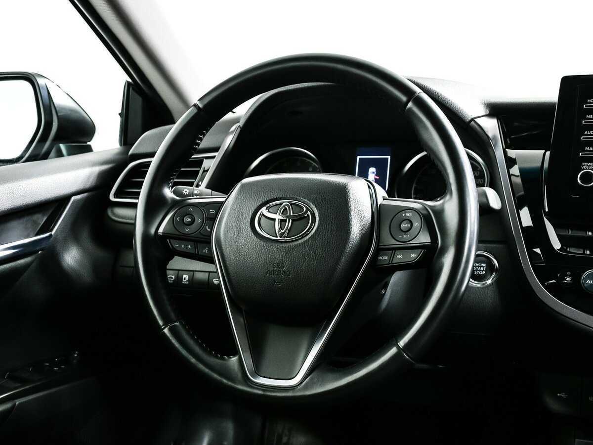 Toyota Camry, 2022 Фото №15