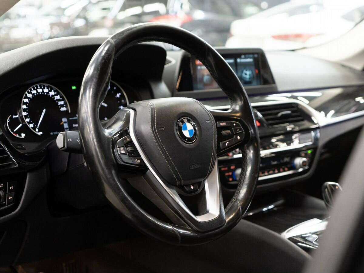 BMW 5 серии 520d, 2019 Фото №5