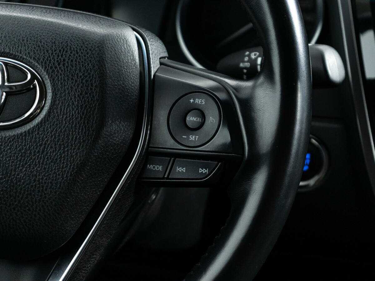 Toyota Camry, 2021 Фото №18