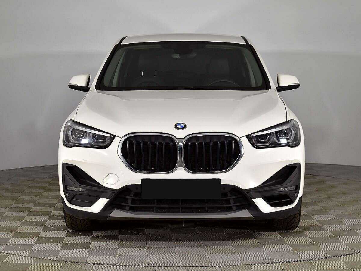 BMW X1 20i xDrive, 2020 Фото №3