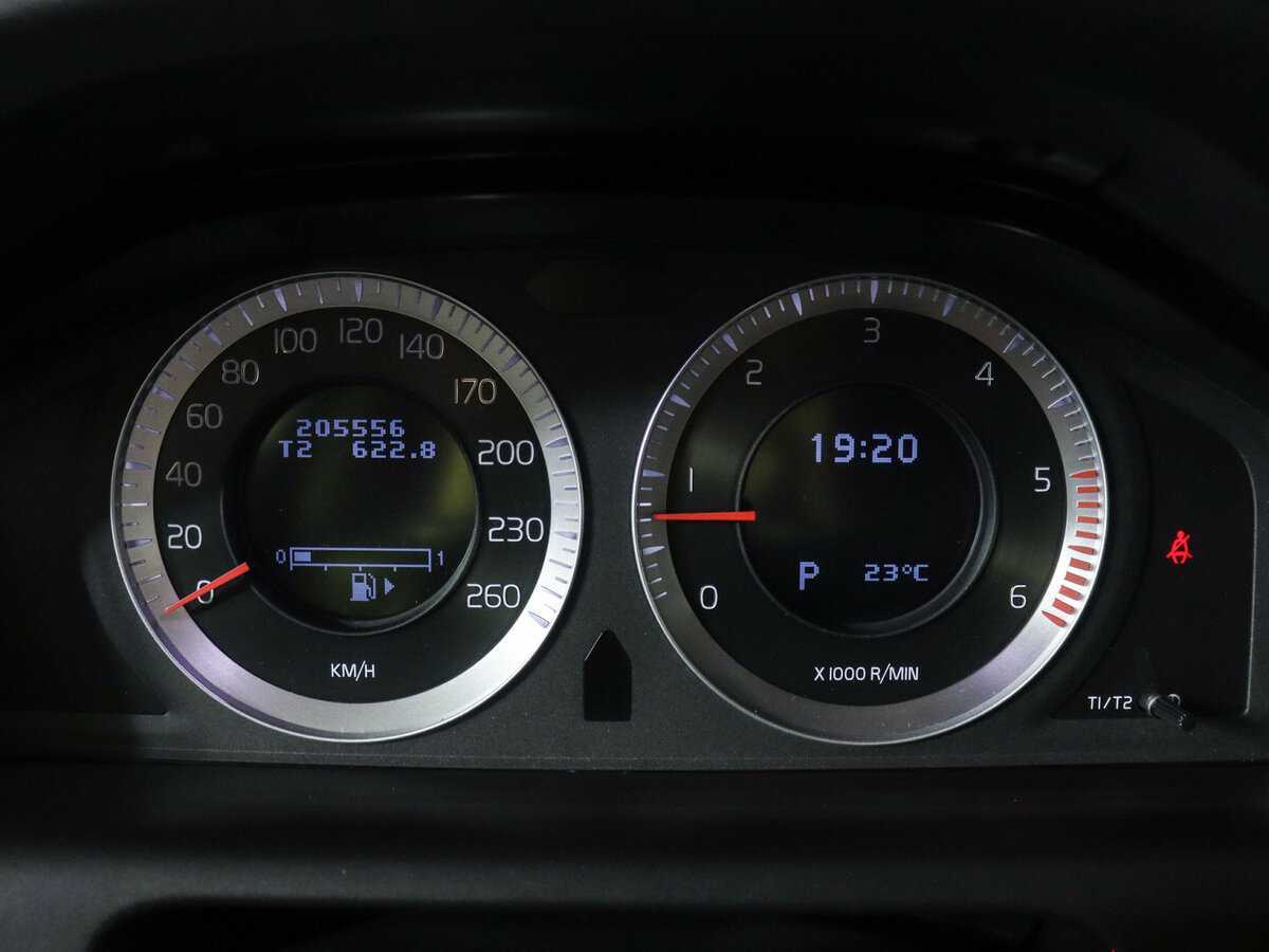 Volvo XC60, 2010 Фото №8