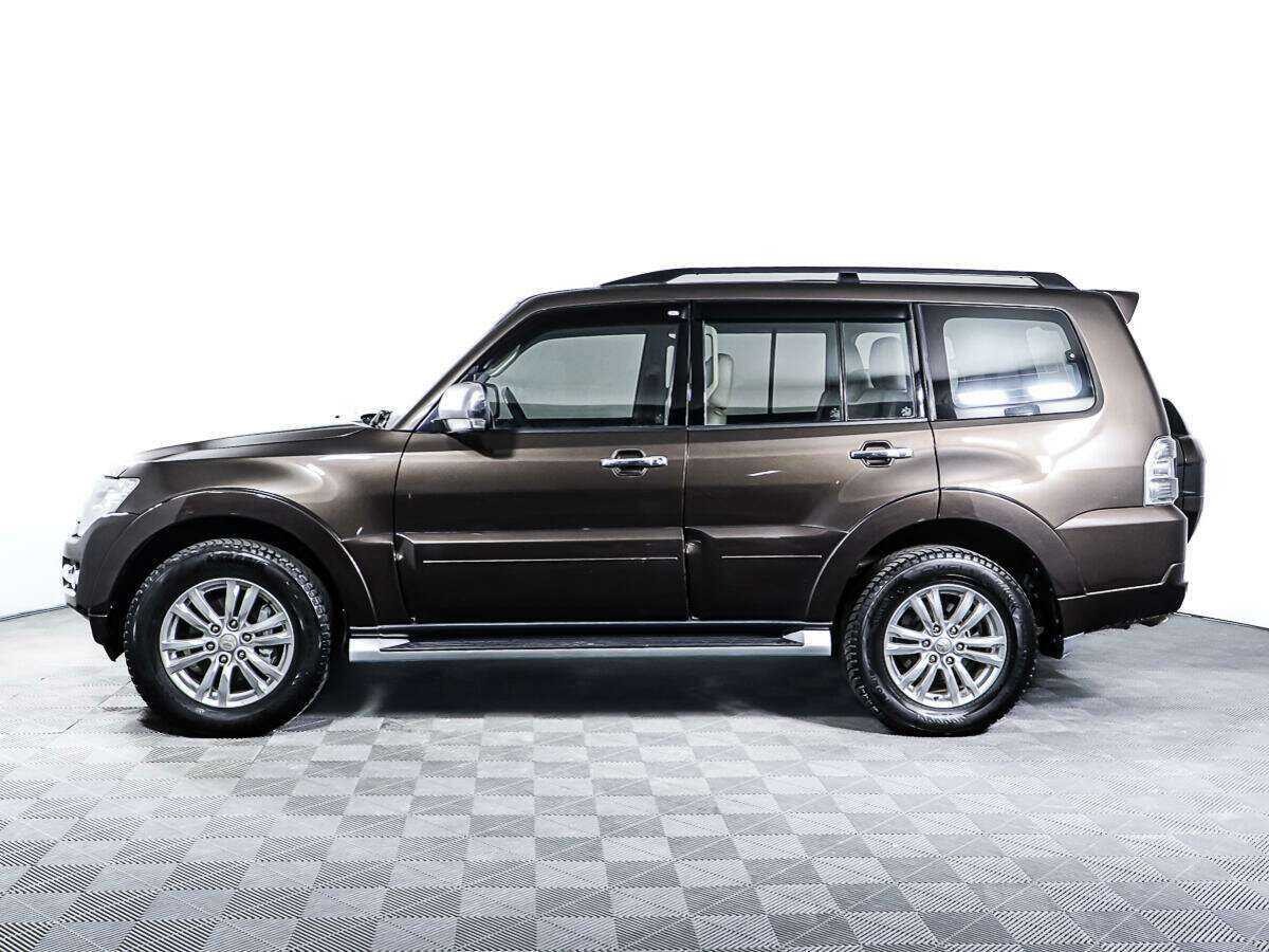 Mitsubishi Pajero, 2017 Фото №7