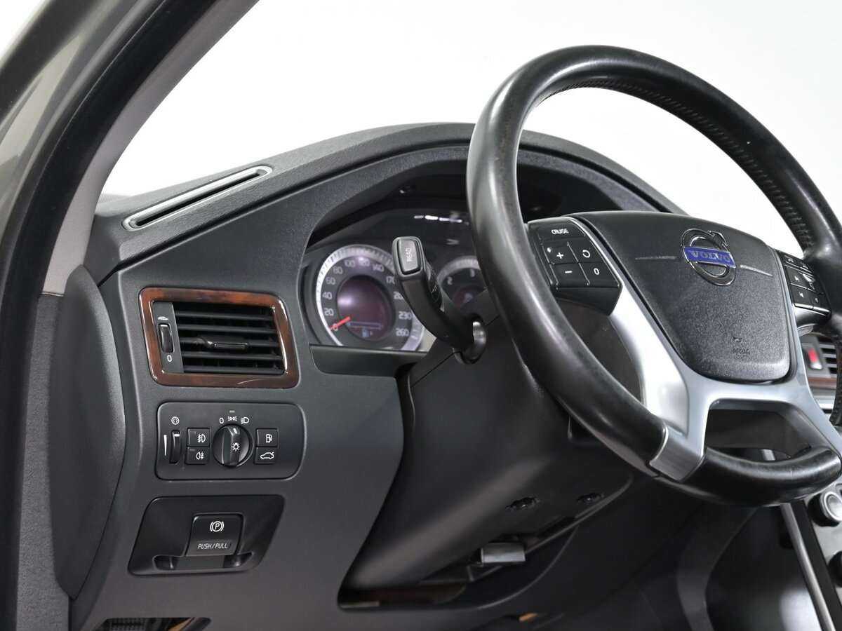 Volvo XC70, 2010 Фото №6