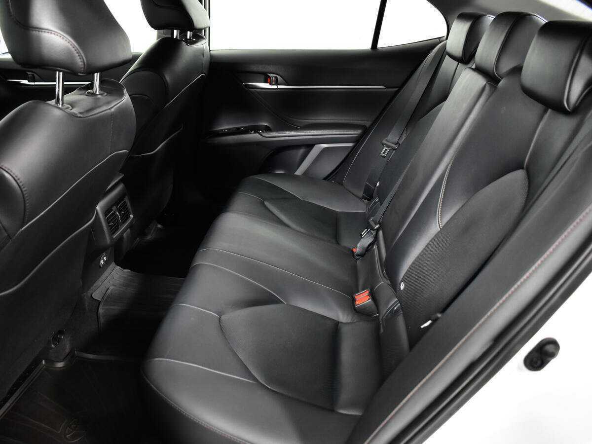 Toyota Camry, 2020 Фото №10