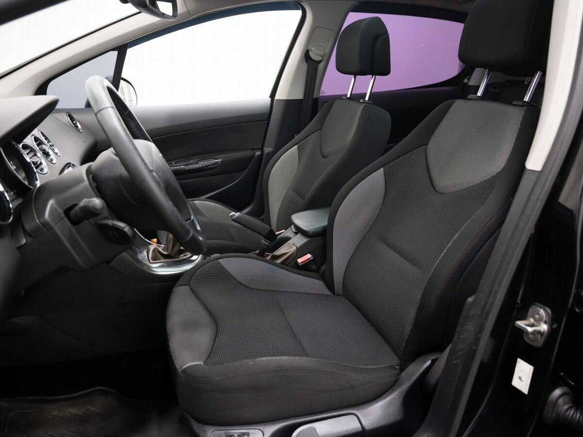 Peugeot 308, 2010 Фото №8