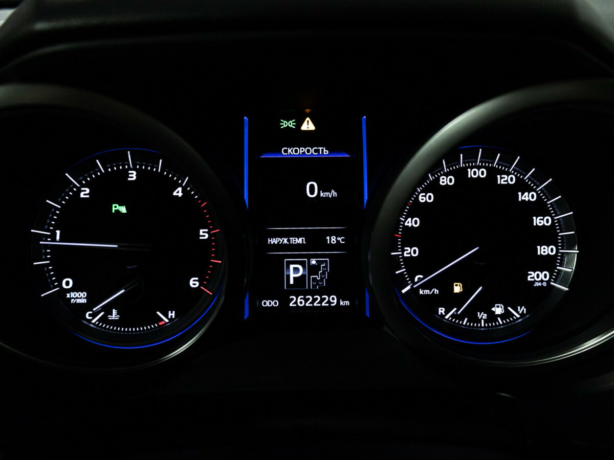 Toyota Land Cruiser Prado 150 Series Рестайлинг 1, 2015 Фото №10