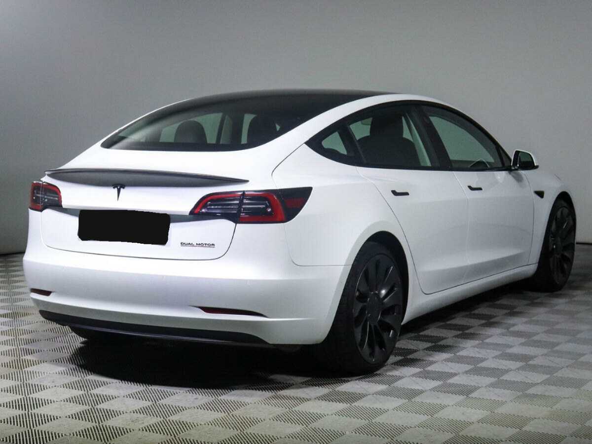Tesla Model 3 Performance, 2021 Фото №4