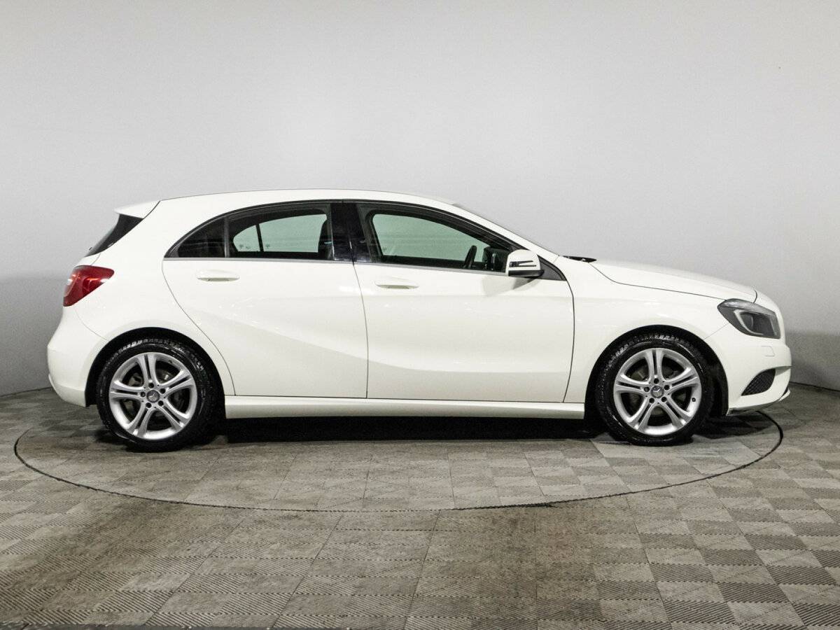 Mercedes-Benz A-Класс 180, 2013 Фото №4