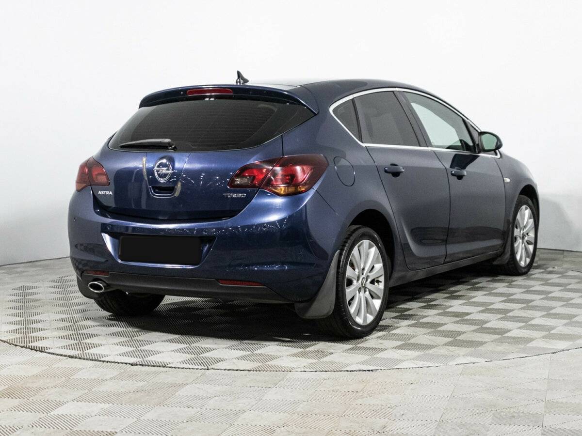 Opel Astra J, 2010 Фото №5