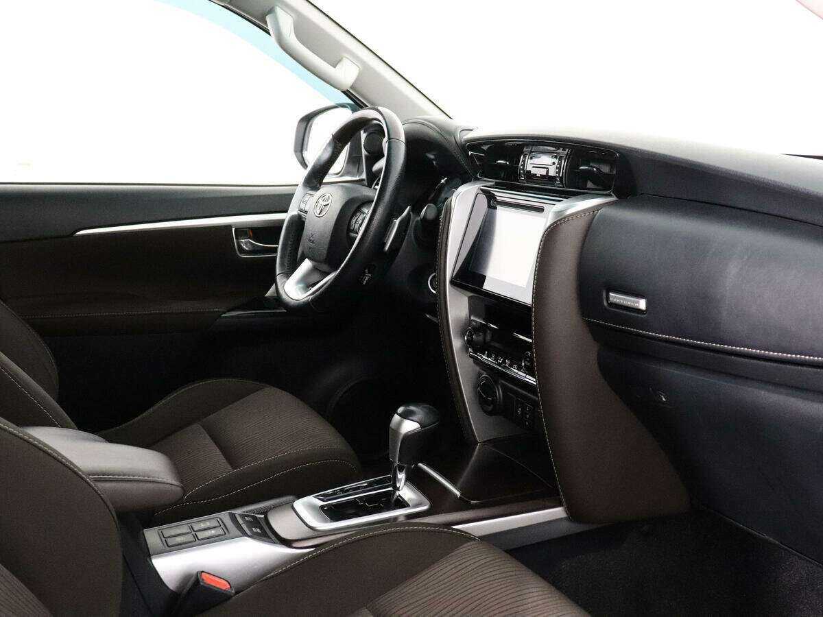 Toyota Fortuner, 2017 Фото №7