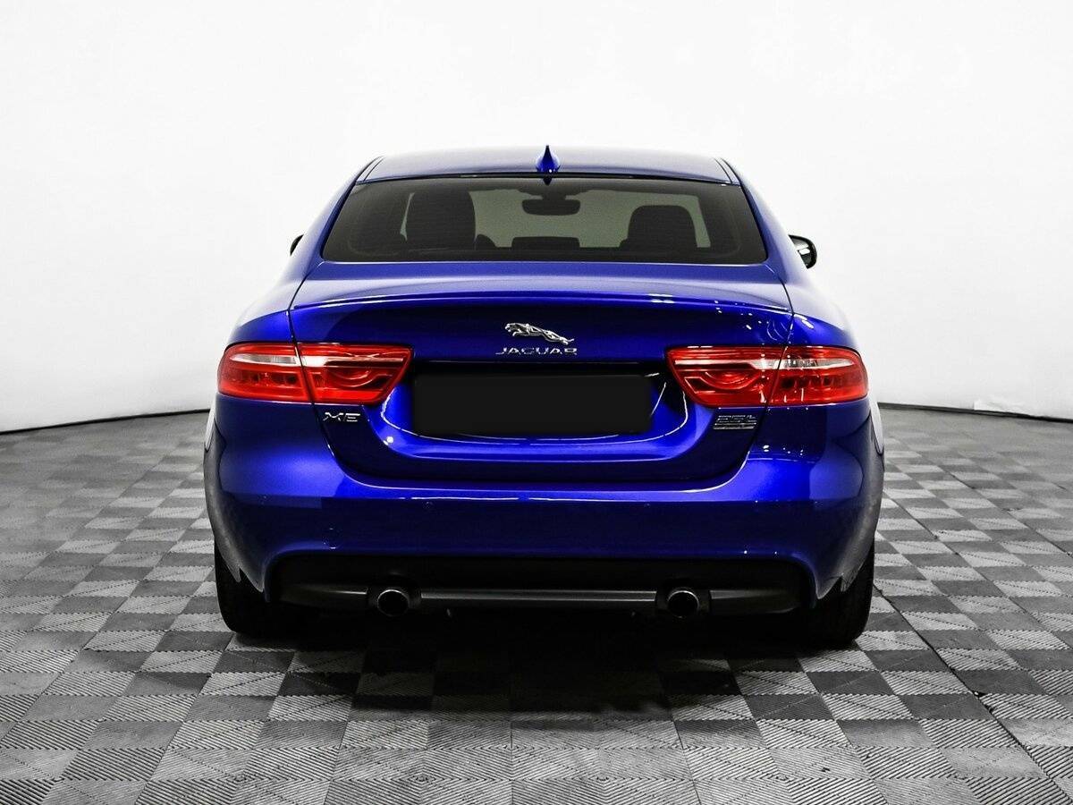 Jaguar XE, 2018 Фото №6