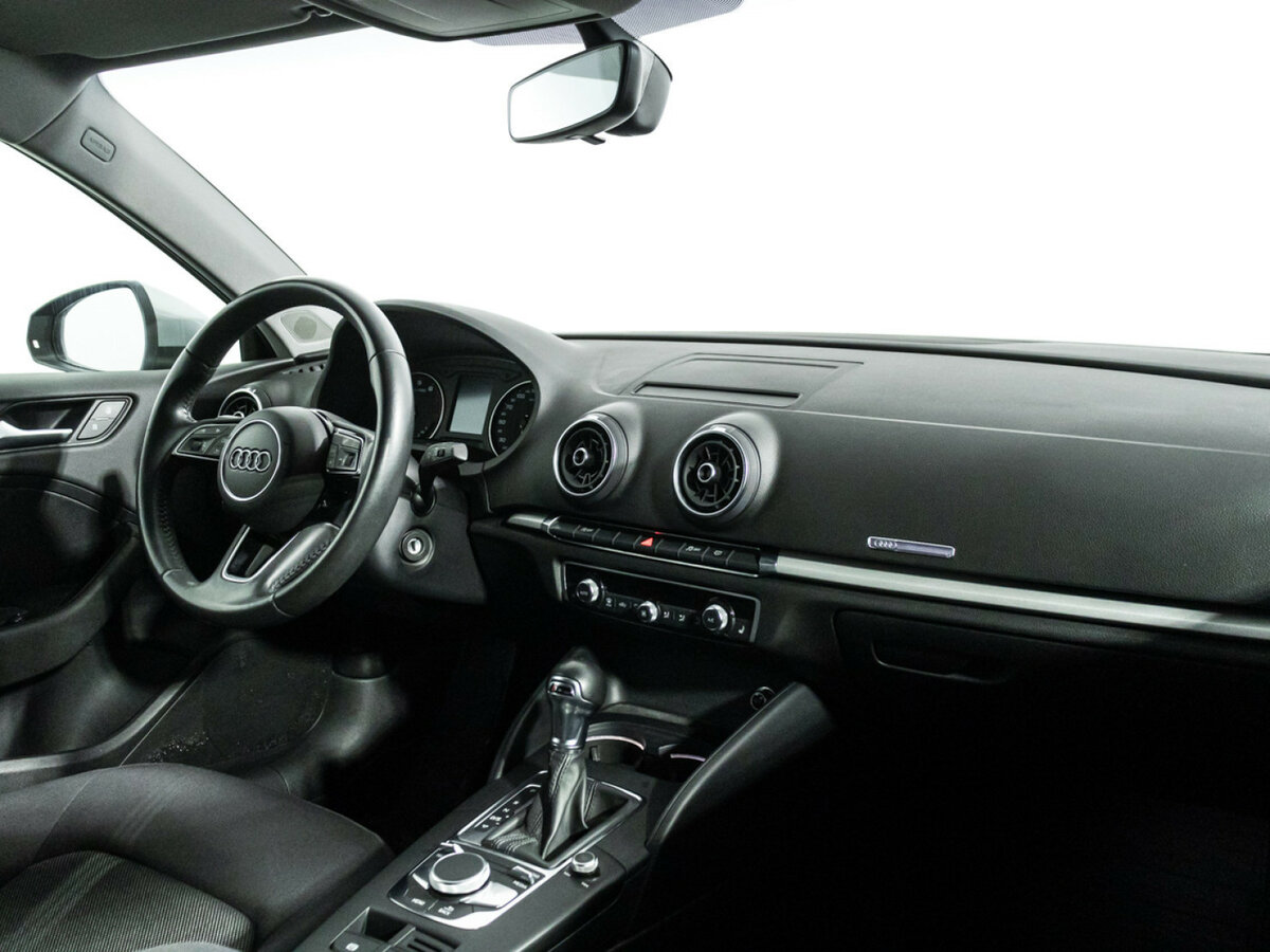 Audi A3 III (8V) Рестайлинг, 2019 Фото №9