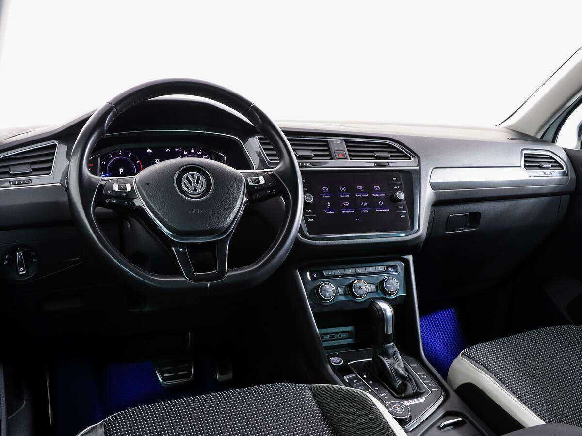 Volkswagen Tiguan, 2020 Фото №9