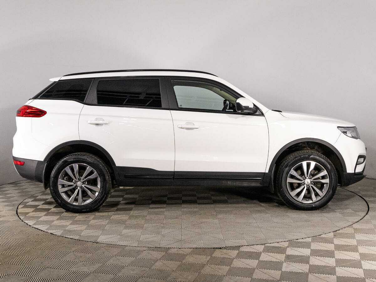 Geely Atlas, 2021 Фото №4