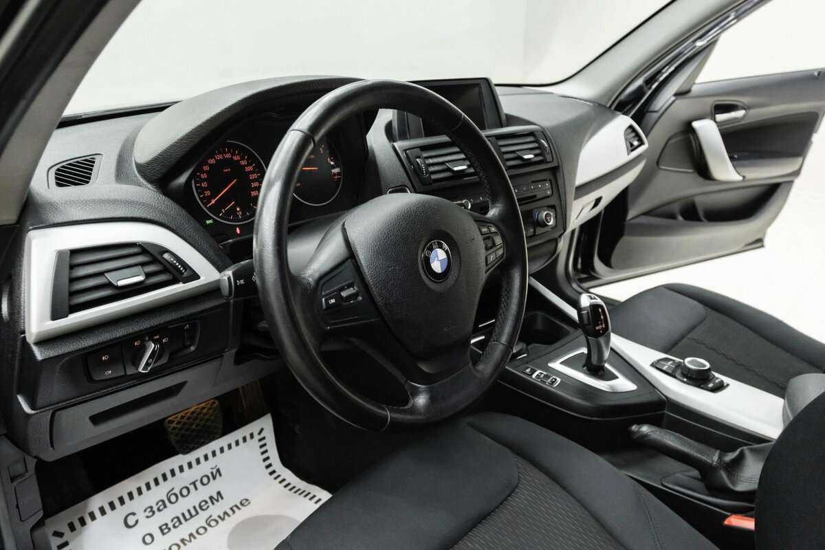 BMW 1 серии 116i, 2011 Фото №10