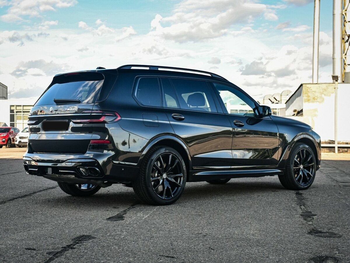 BMW X7 M60i I (G07) Рестайлинг, 2022 Фото №5