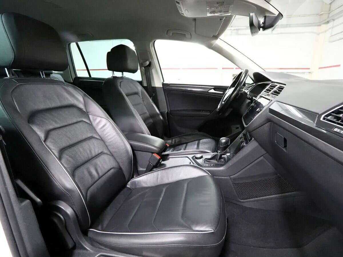 Volkswagen Tiguan, 2020 Фото №16