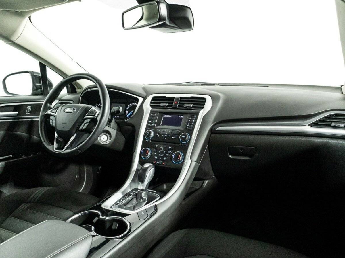 Ford Mondeo, 2015 Фото №9