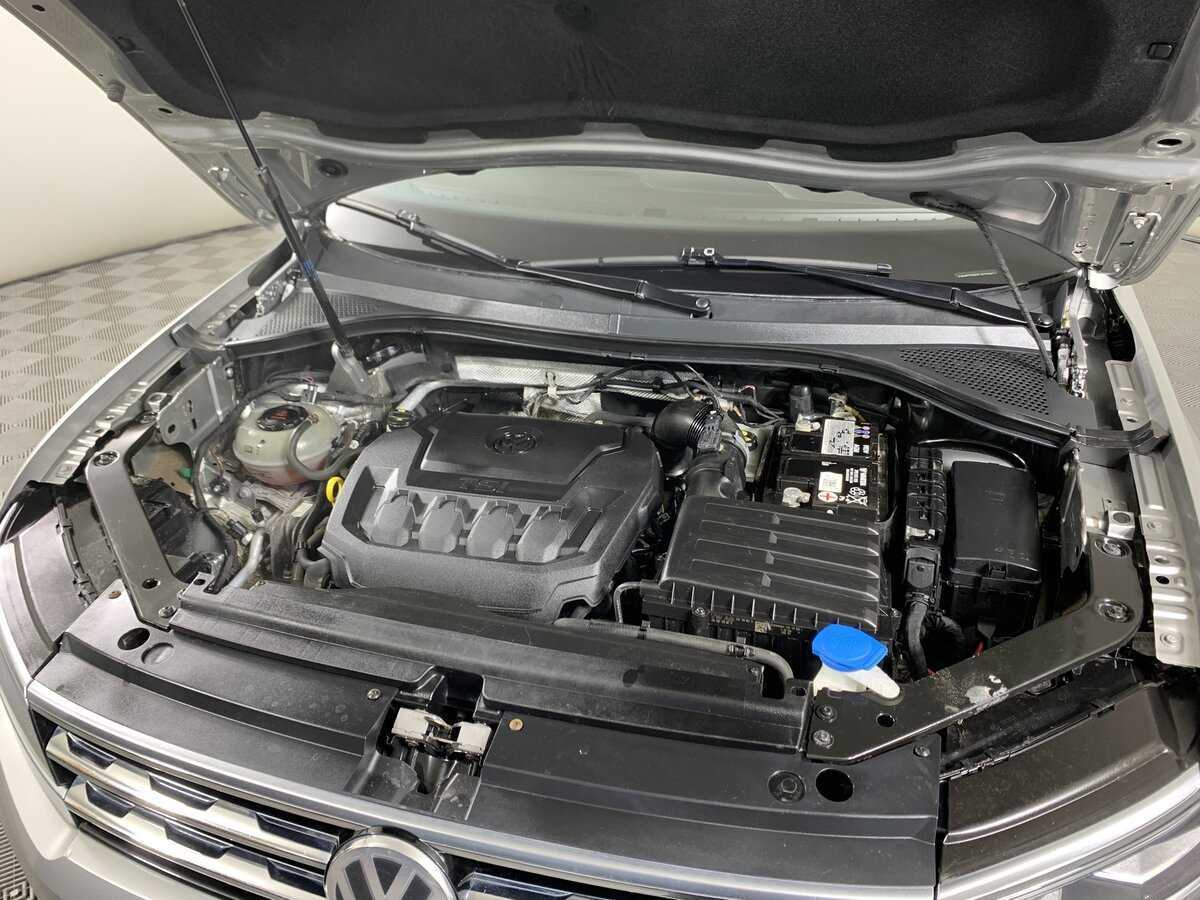 Volkswagen Tiguan, 2018 Фото №10