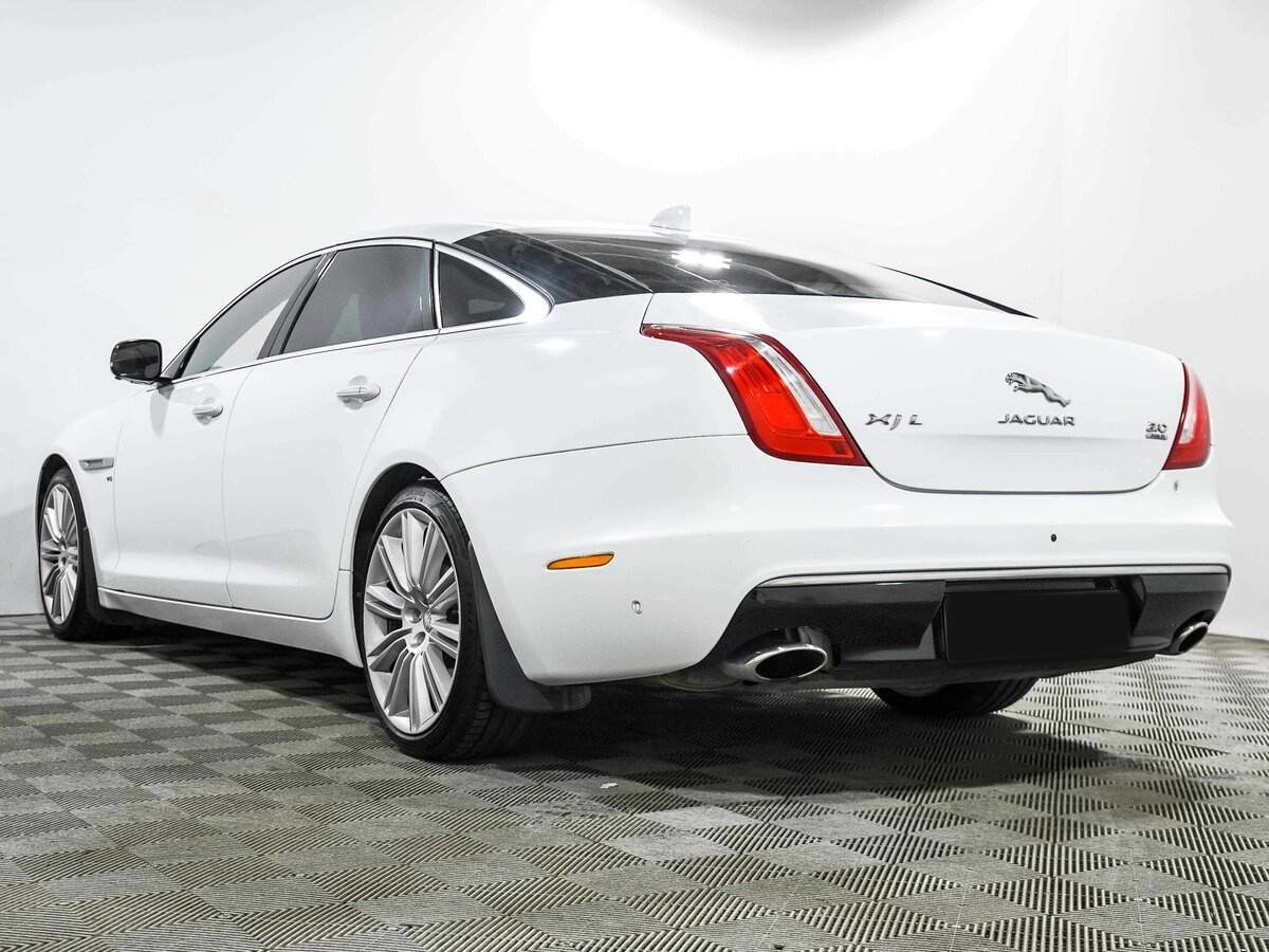 Jaguar XJ, 2016 Фото №6