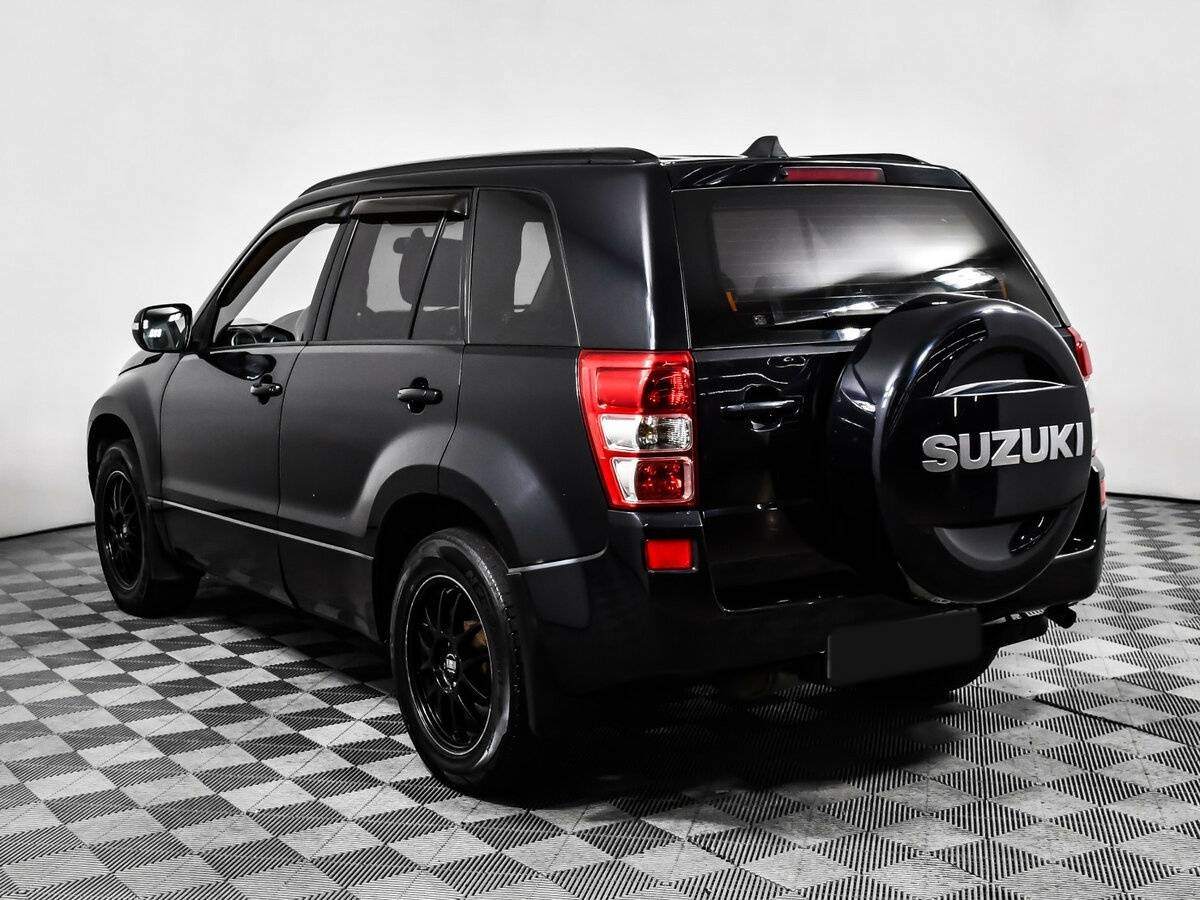 Suzuki Grand Vitara II Рестайлинг, 2010 Фото №7