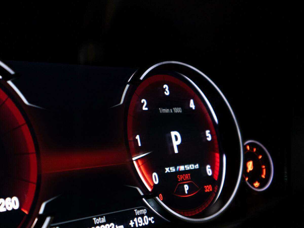 BMW X5 M50d, 2018 Фото №24