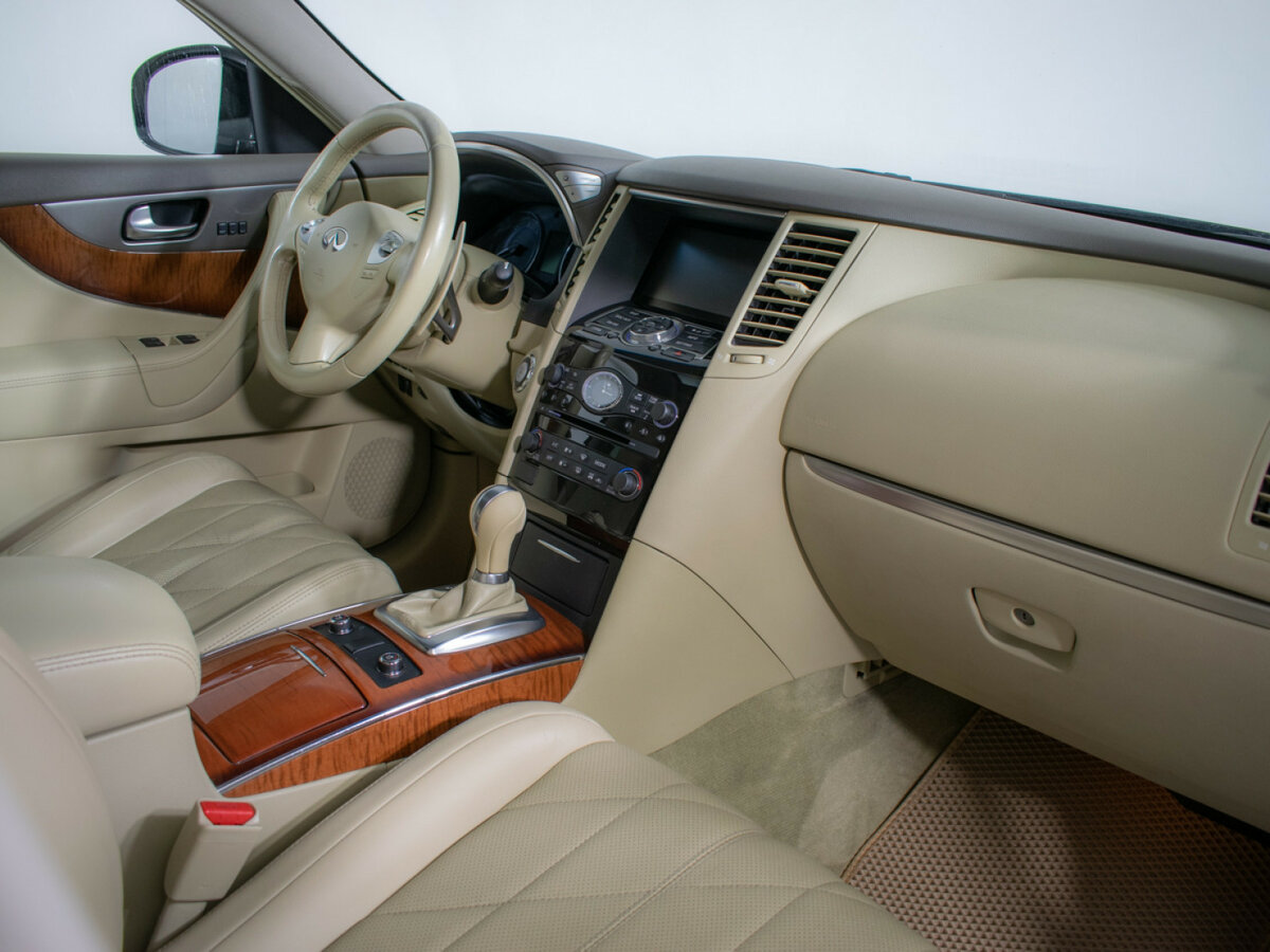 Infiniti QX70, 2015 Фото №7