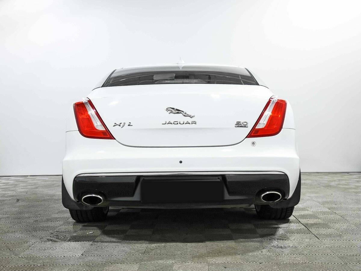 Jaguar XJ, 2016 Фото №5