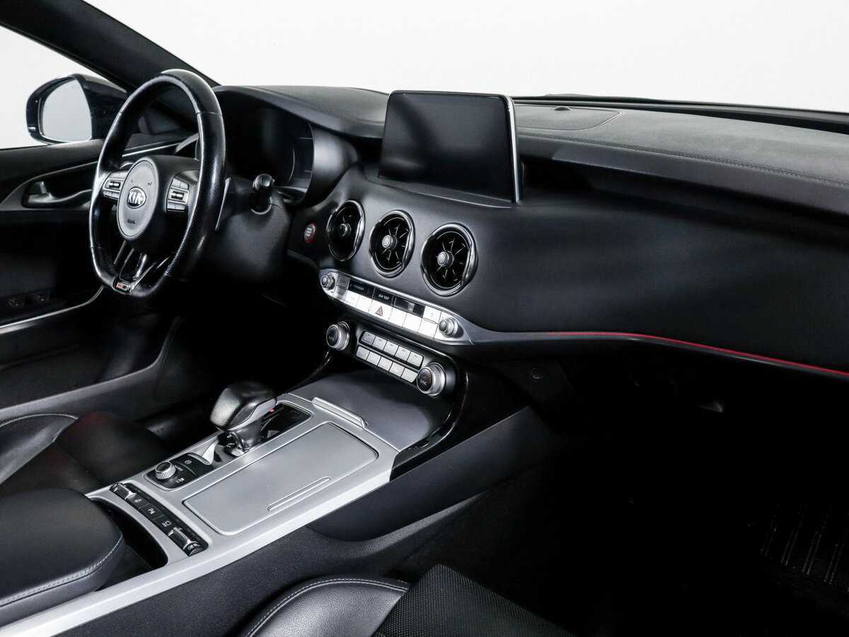 Kia Stinger, 2019 Фото №6