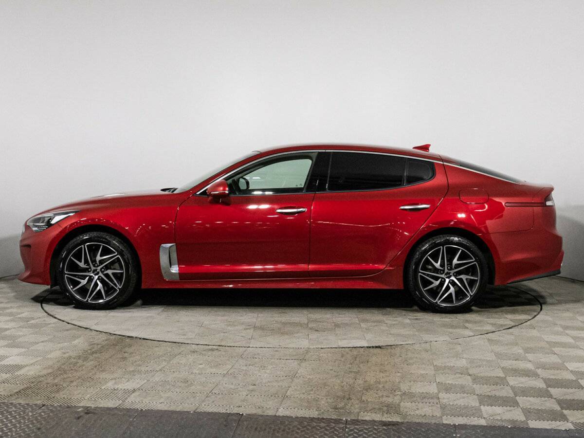 Kia Stinger, 2022 Фото №8