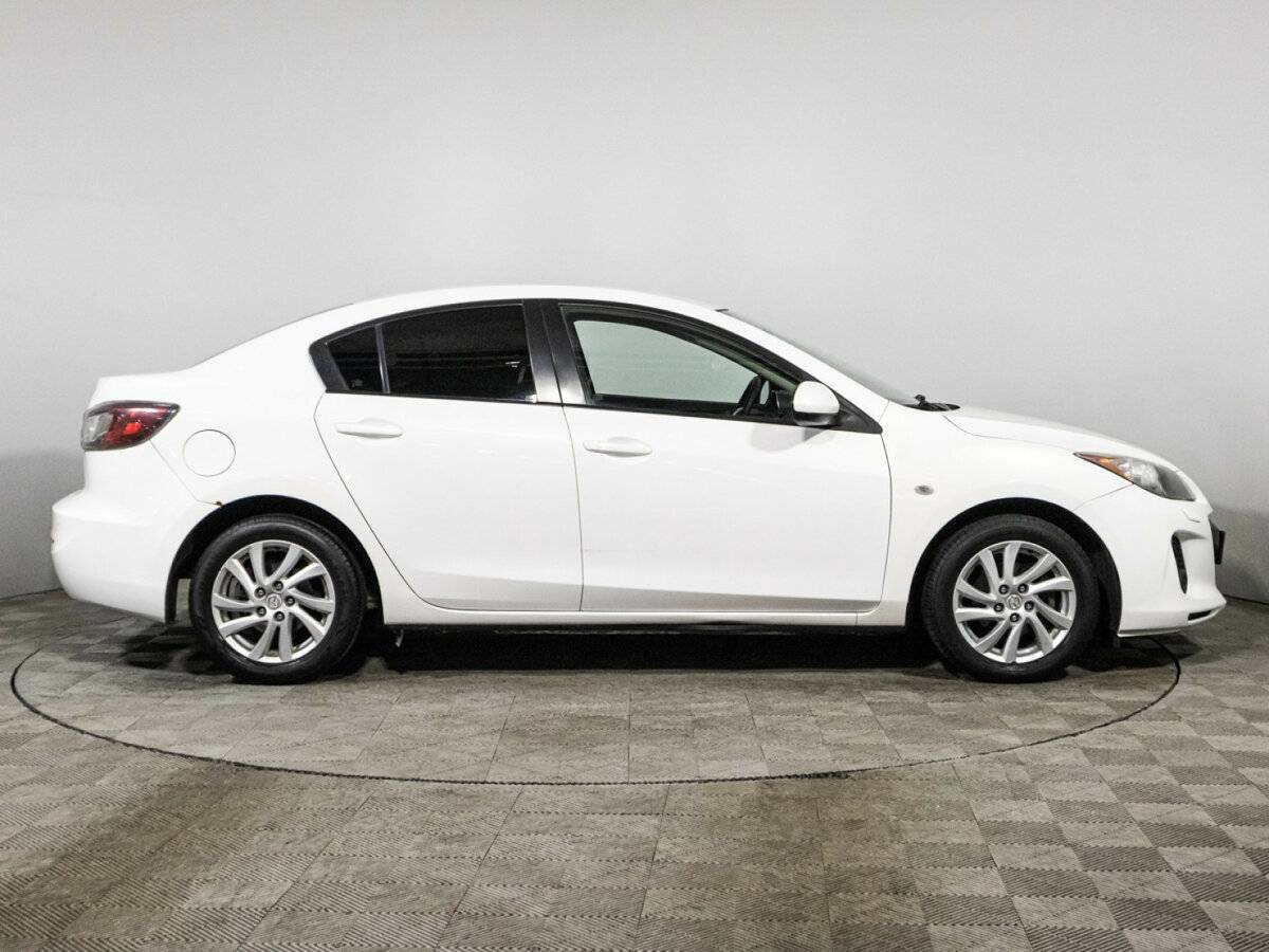 Mazda 3, 2011 Фото №4