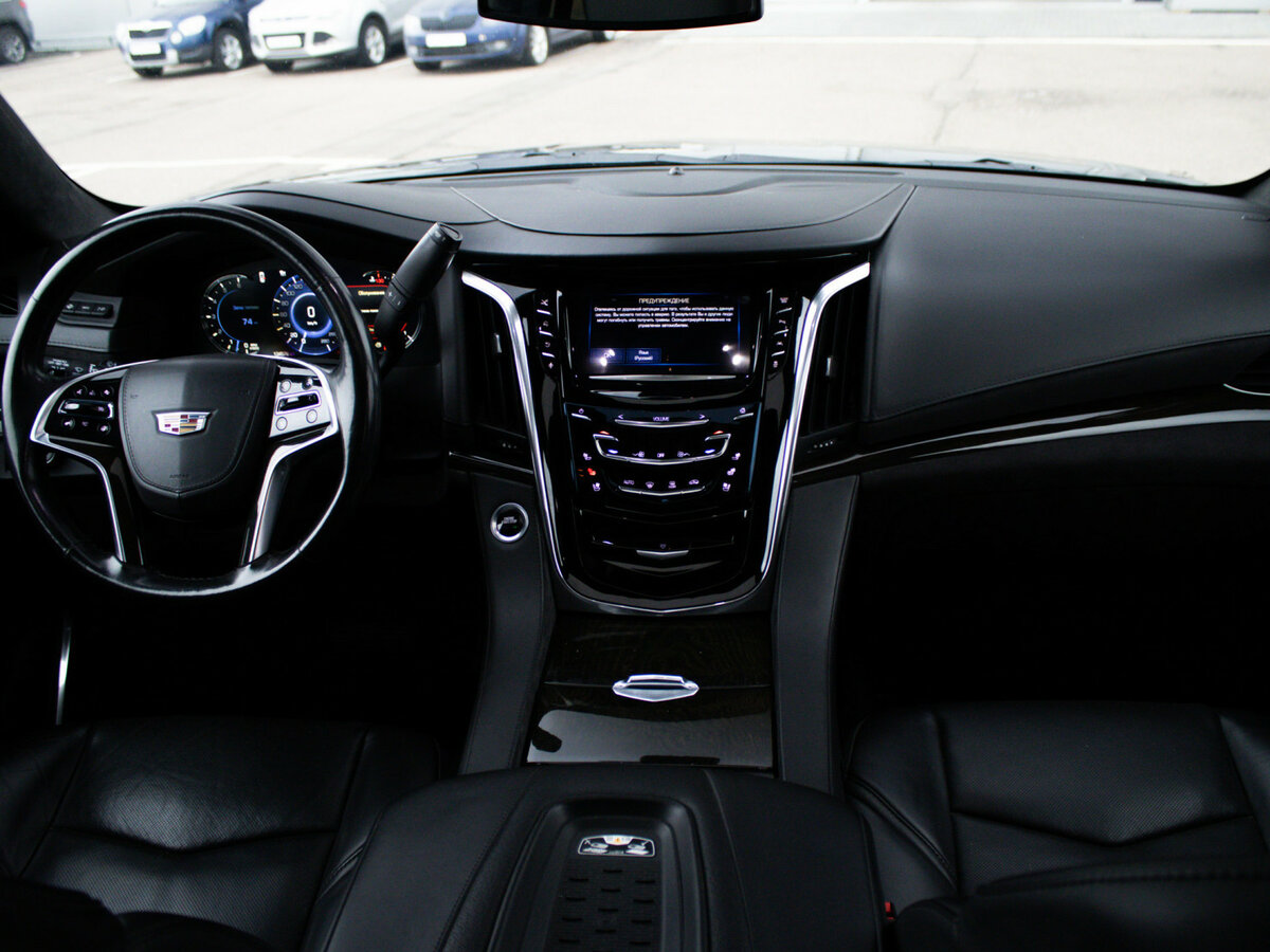 Cadillac Escalade IV, 2016 Фото №11