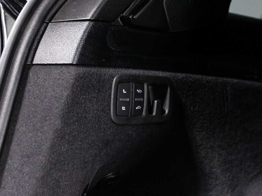 Audi SQ7, 2018 Фото №17