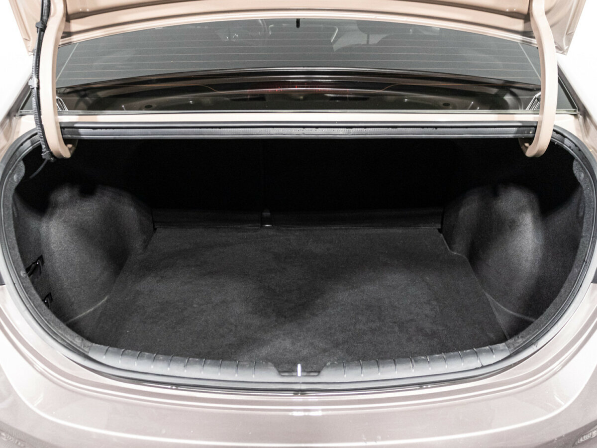 Hyundai Solaris II, 2018 Фото №17