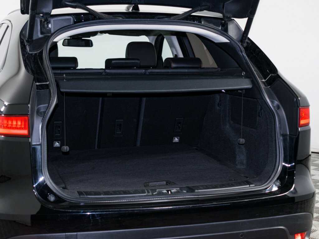 Jaguar F-Pace, 2017 Фото №7