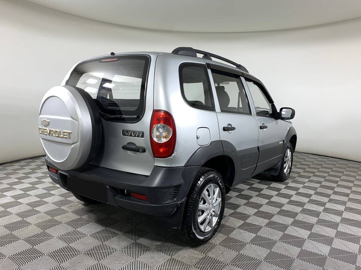 Chevrolet Niva, 2011 Фото №5