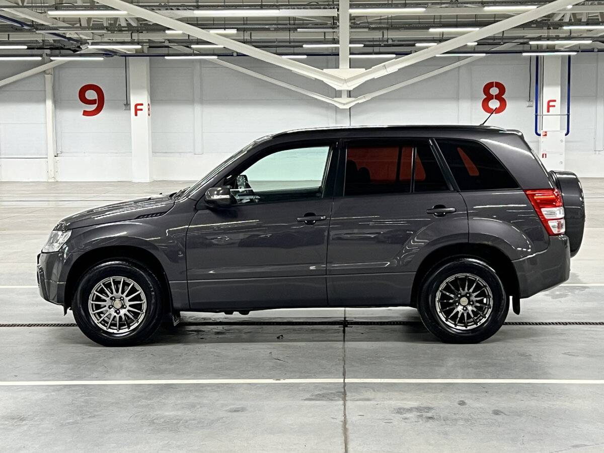 Suzuki Grand Vitara II Рестайлинг, 2010 Фото №8