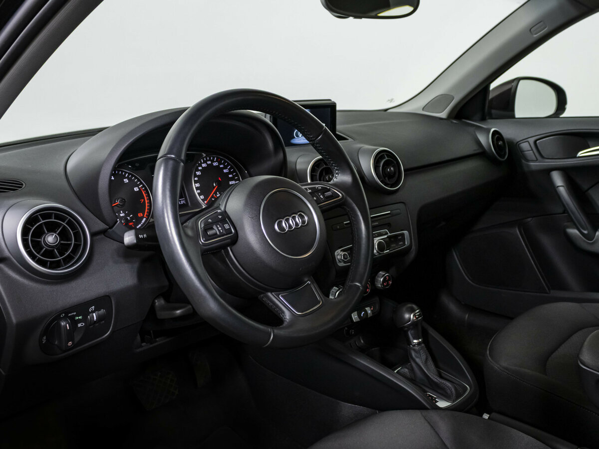 Audi A1 Sportback I (8X) Рестайлинг, 2015 Фото №10