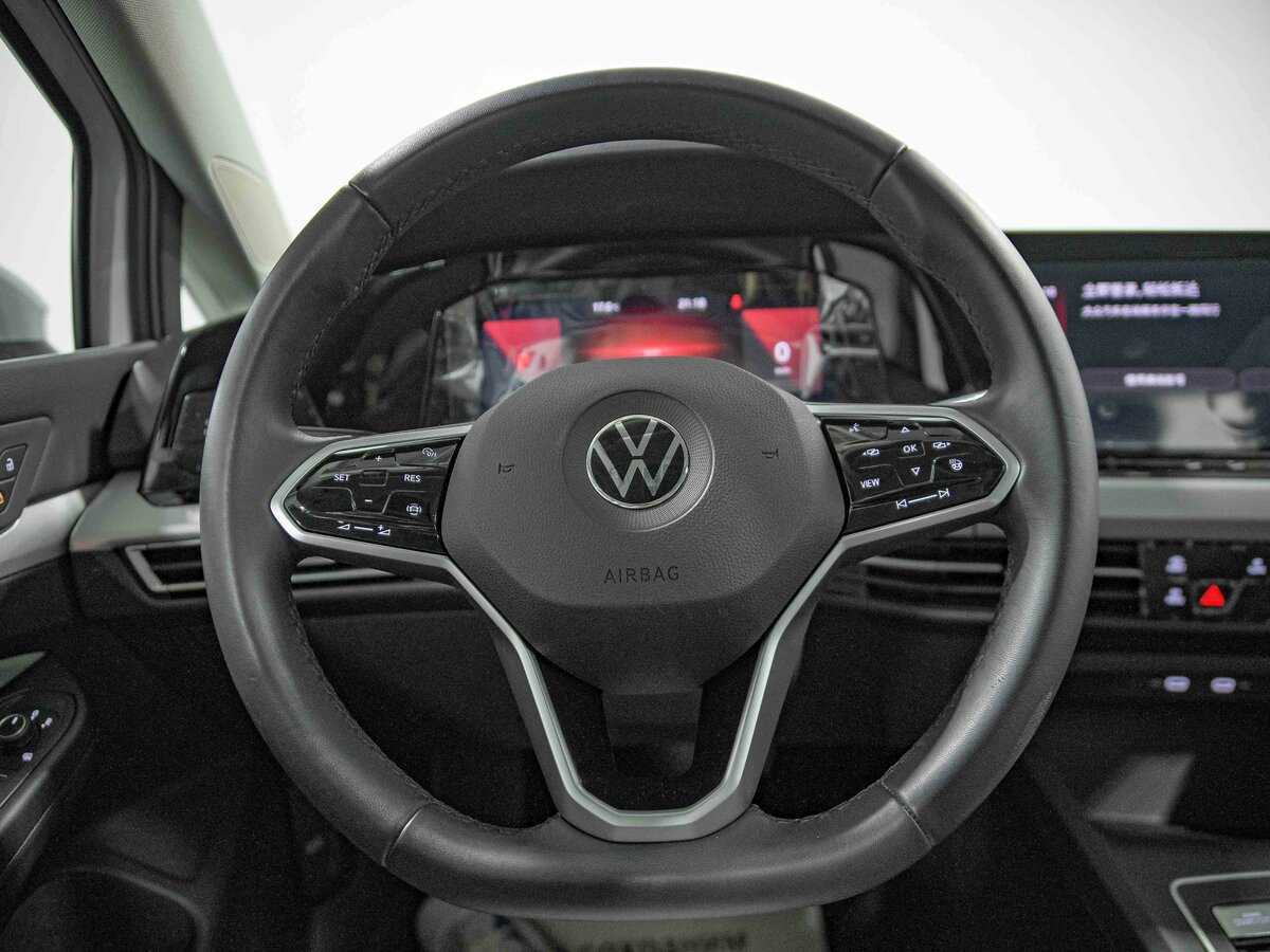 Volkswagen Golf, 2024 Фото №7