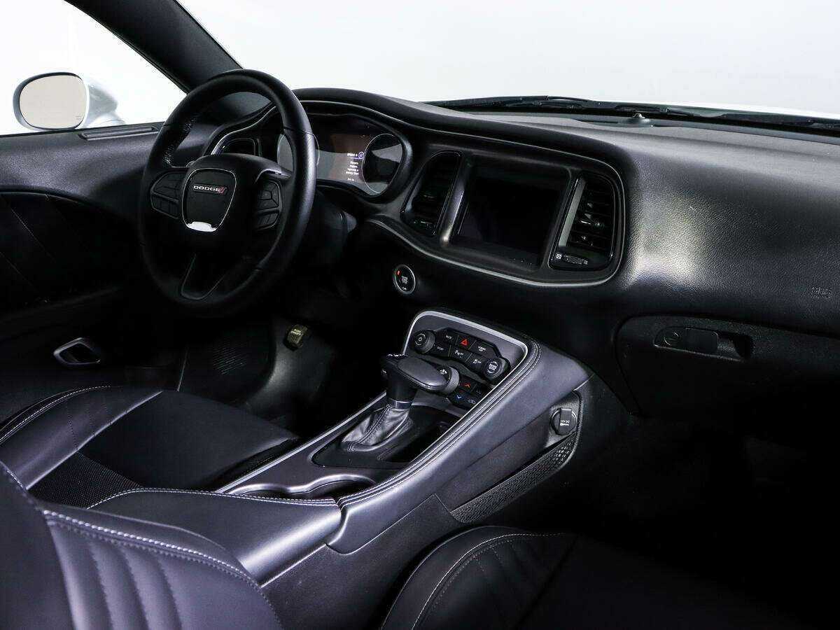 Dodge Challenger, 2022 Фото №7