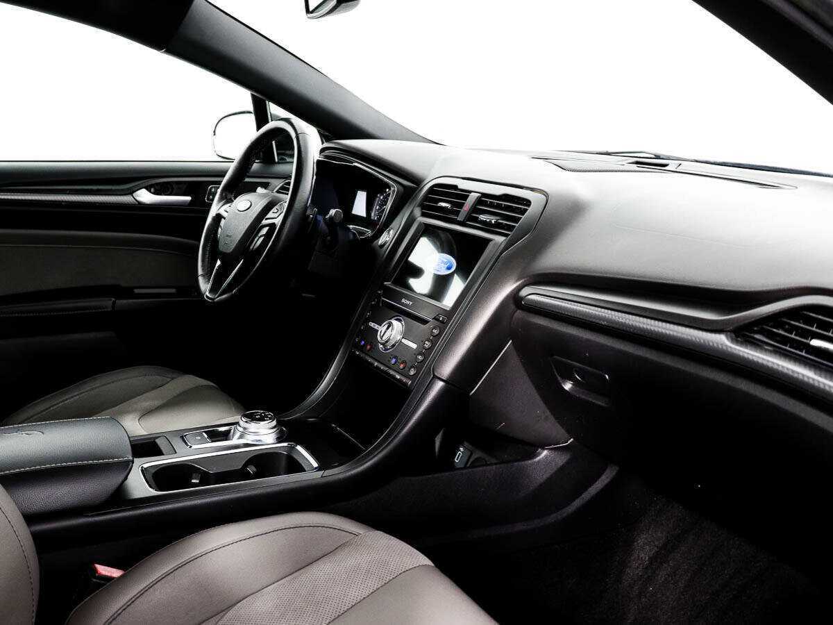 Ford Fusion (North America) Sport, 2017 Фото №9