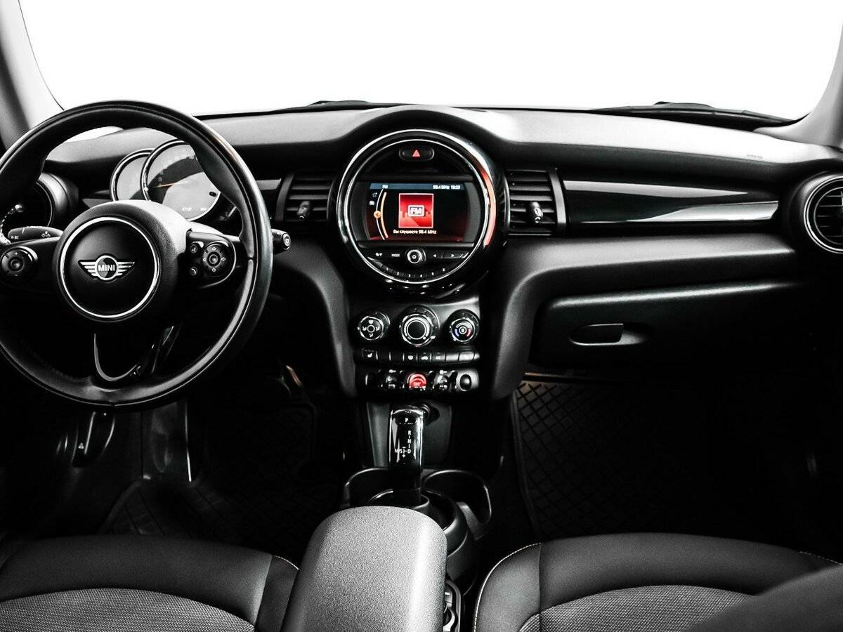 Mini Hatch Cooper, 2018 Фото №11