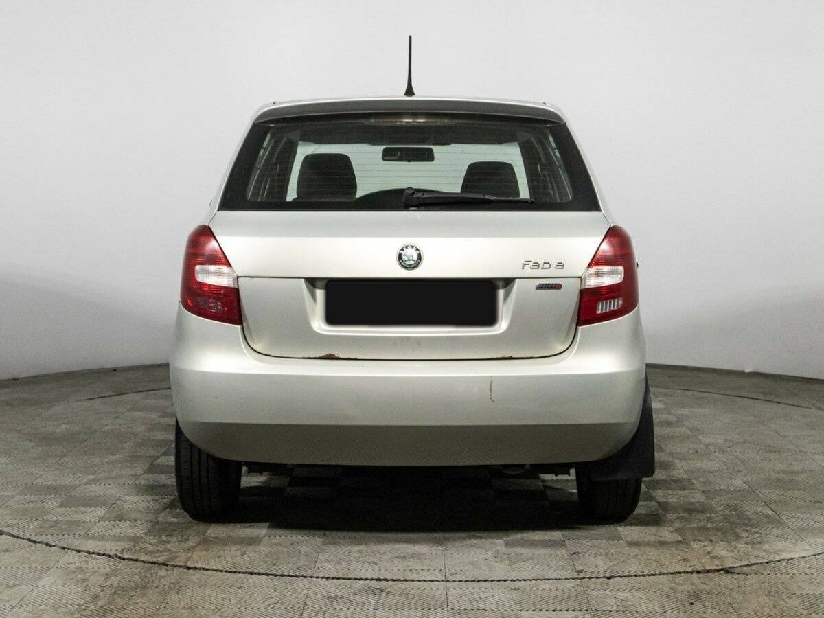 Skoda Fabia, 2011 Фото №6