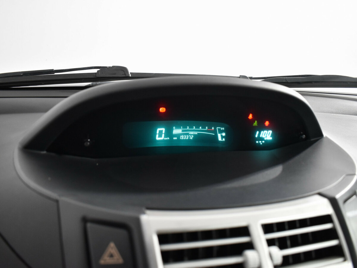 Toyota Yaris II, 2008 Фото №18