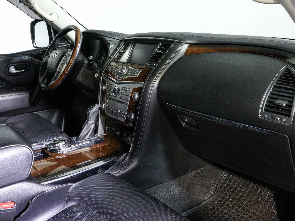 Infiniti QX80, 2018 Фото №8