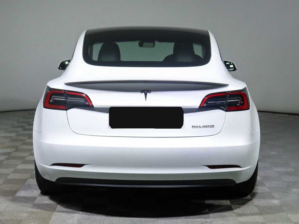 Tesla Model 3 Performance, 2021 Фото №5