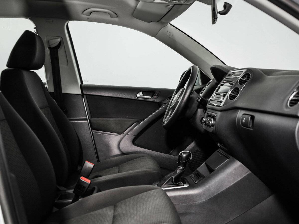 Volkswagen Tiguan I Рестайлинг, 2011 Фото №22