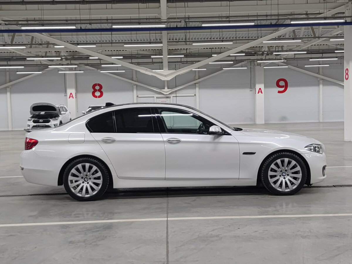 BMW 5 серии 530d xDrive VI (F10/F11/F07) Рестайлинг, 2016 Фото №4
